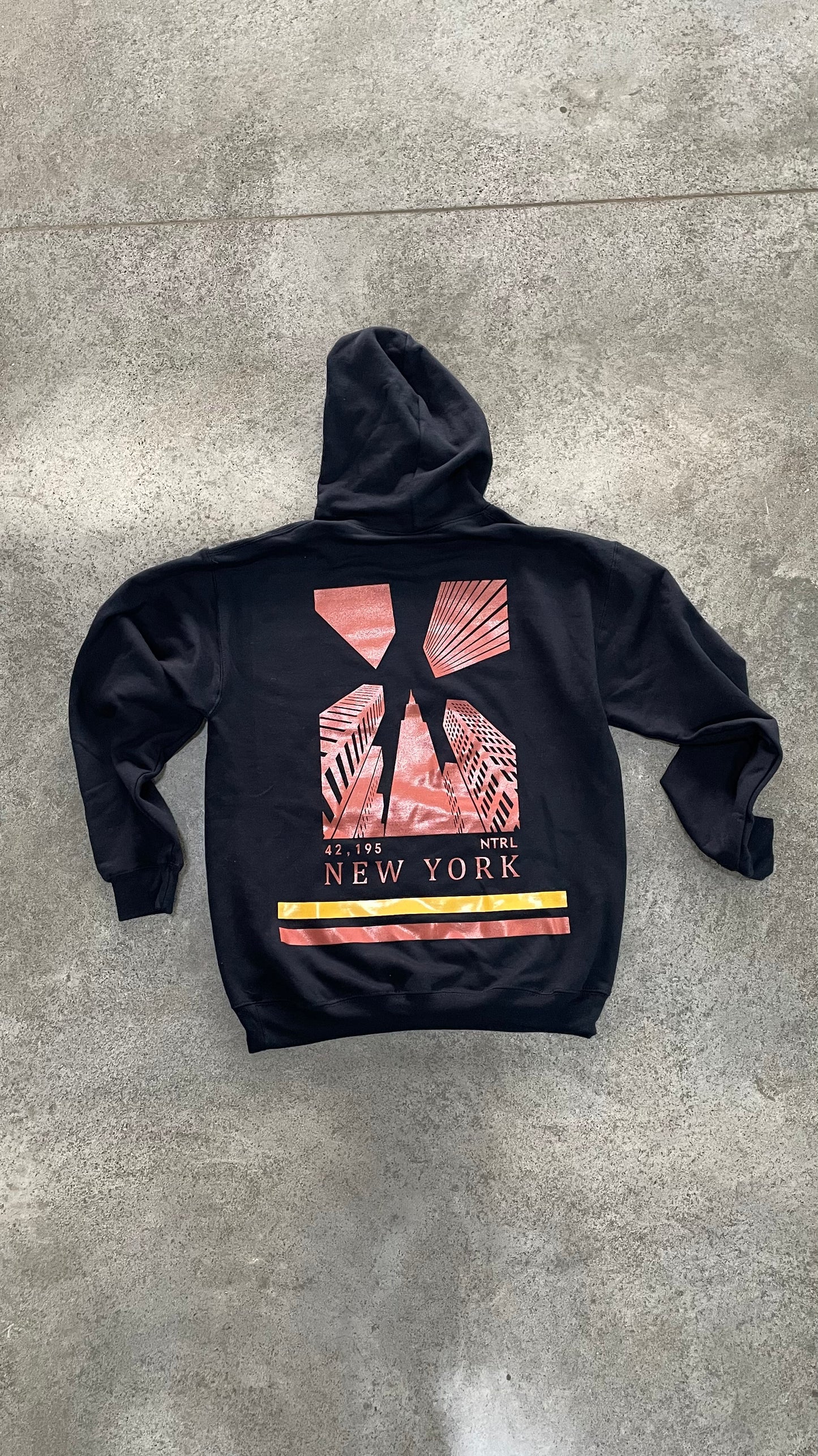 New York 25' Hoodie