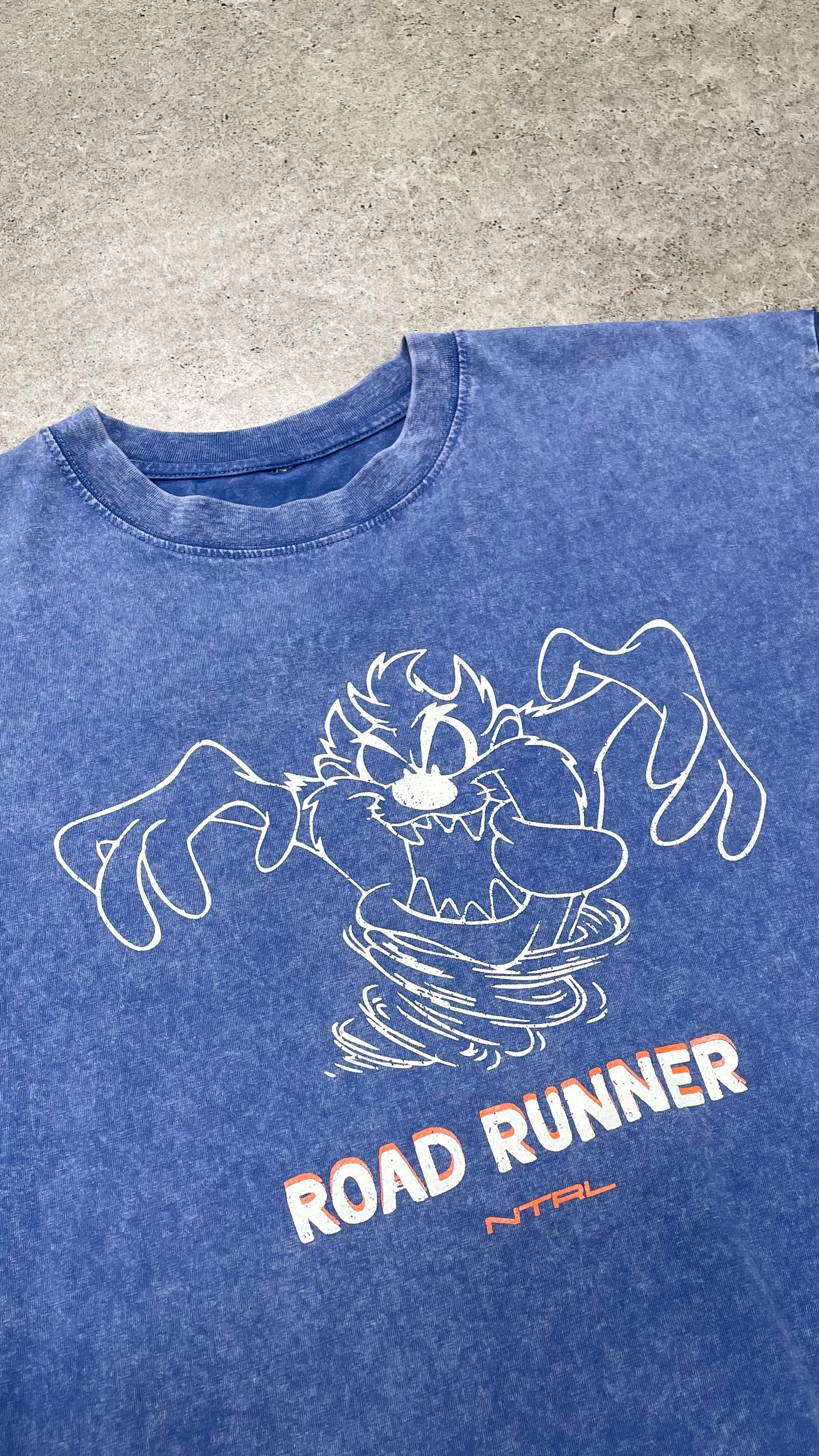 Road Runner Men's Washed Tee