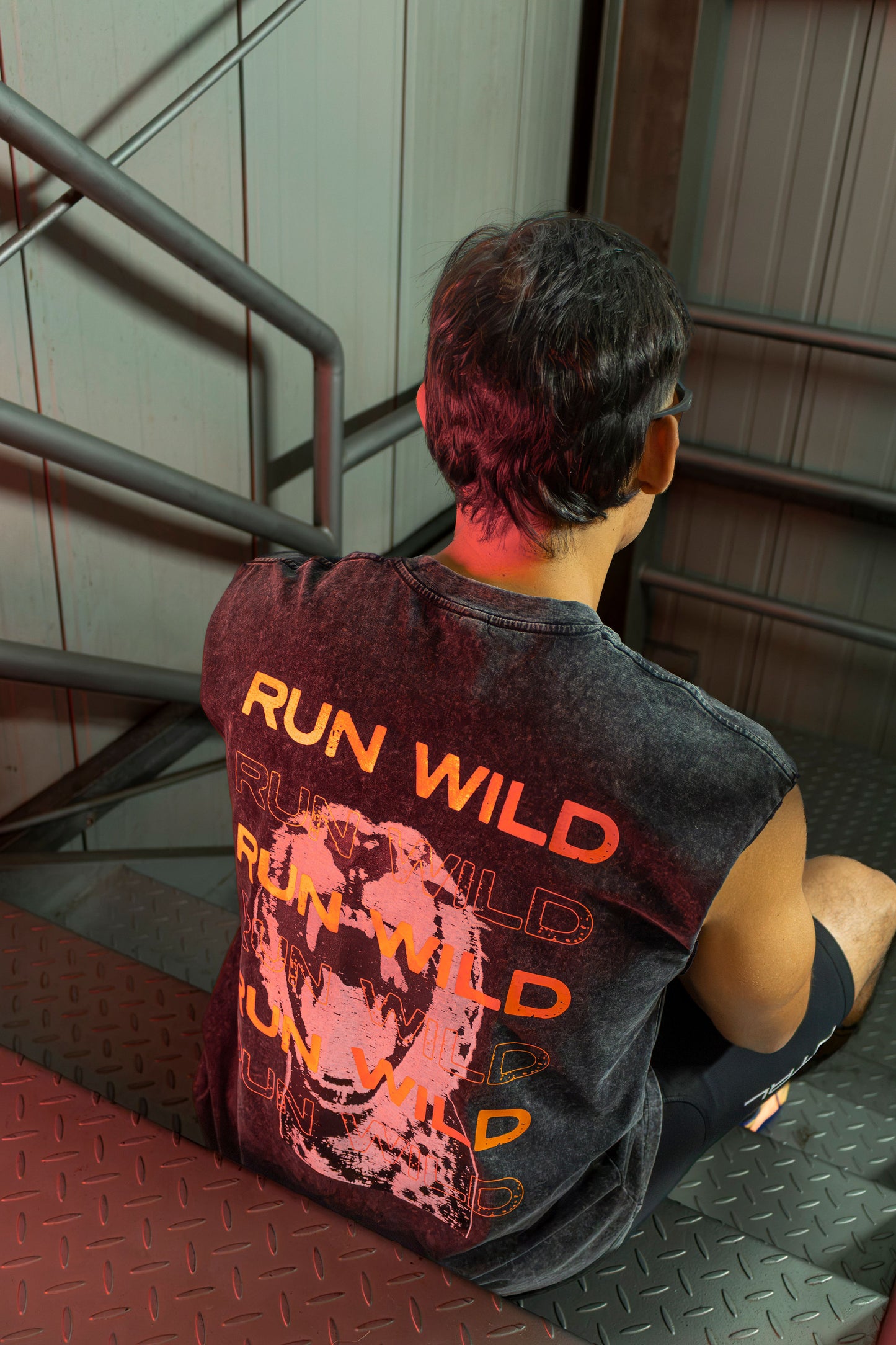 Run Wild Men's Washed Tank