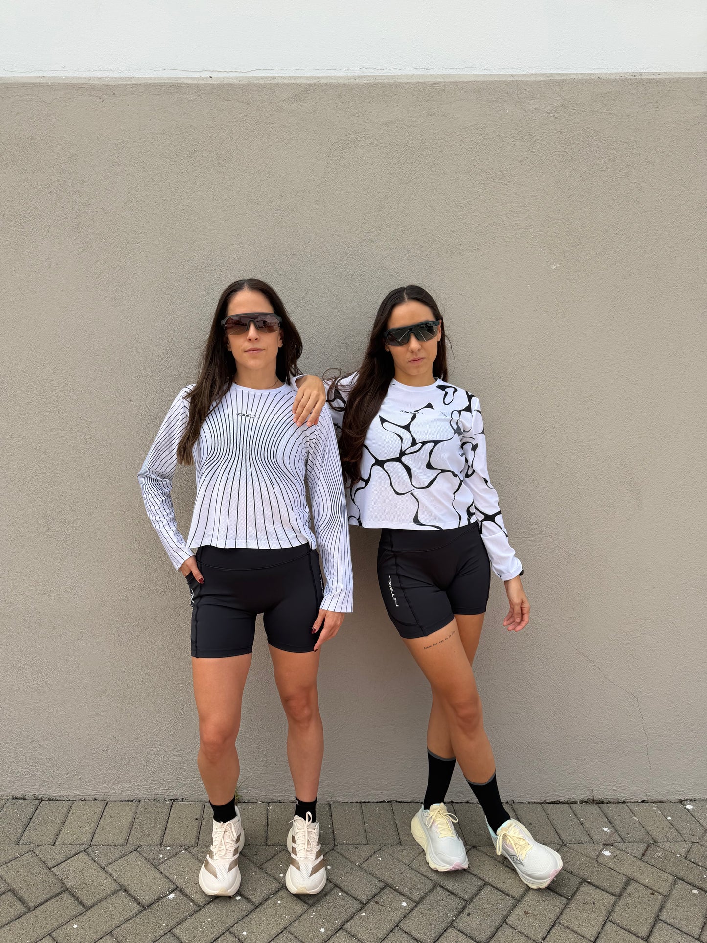 Women's Perfomance Long Sleeve Stripped (Copy)