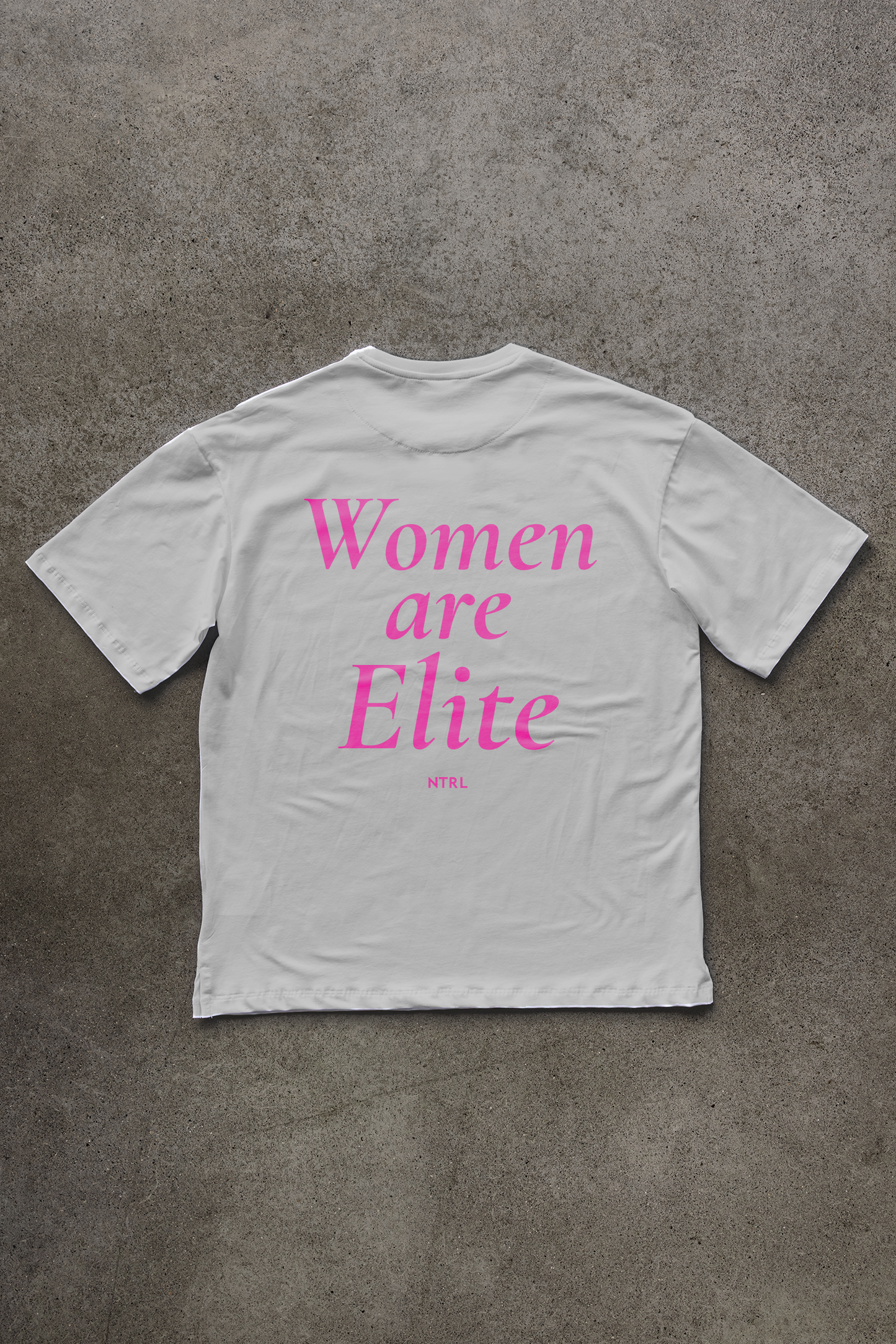 Camiseta Women Are Elite